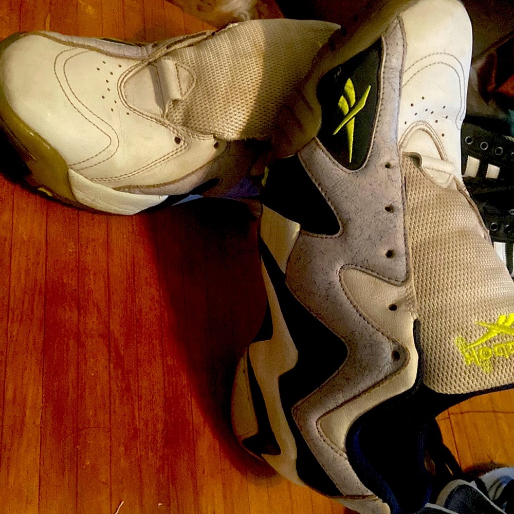 Reebok size 9.5